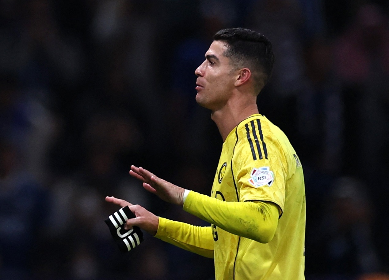 kaiyun-明年退役？英媒：C罗很可能在27年夏季离开胜利，且可能就此退役